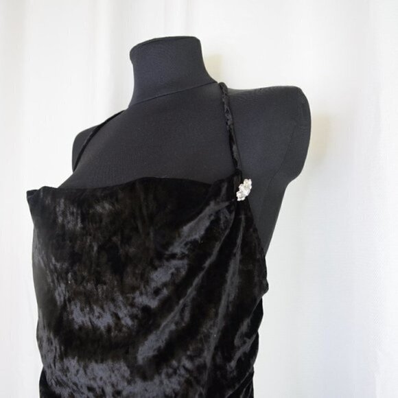 NWOT Wayf Crushed Velvet Black Ruched Halter Mini Dress Sz L - Picture 5 of 8